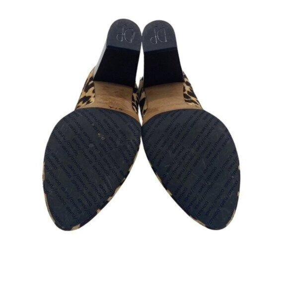 Donald Pliner Calf Hair Leopard Print 4" Block Heel Round Toe Pumps Size 7 - Picture 7 of 9